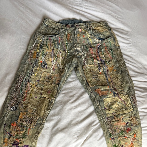 Magnolia Pearl Jeans - Picture 3 of 5